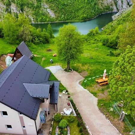 Biserna Dolina Uvac เซียนิตซา ภายนอก รูปภาพ